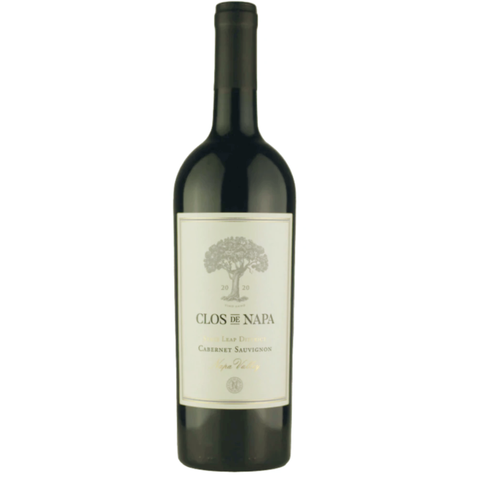Wine bottle with 'Clos de Napa' label on a white background